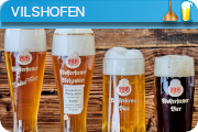 Biergläser mit Bieren der Brauerei Wolferstetter in Vilshofen